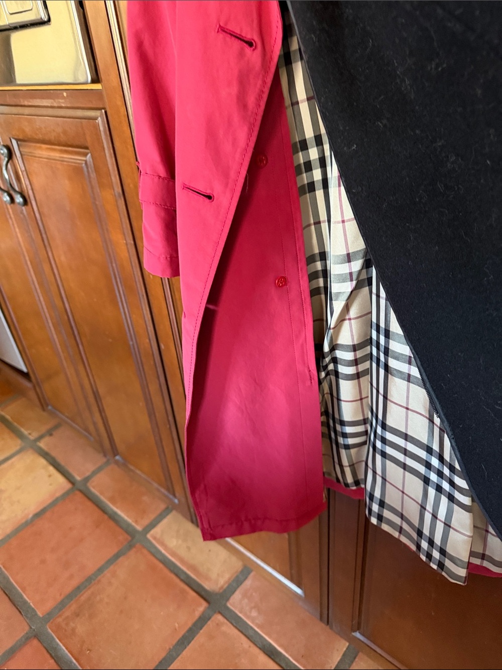 Burberry Cranberry Double-Breasted Trench Coat with Belt - Picture 5 of 9